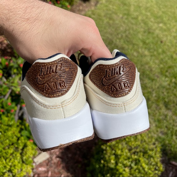 Nike Air Max 90 Cream Flower - Picture 3 of 3